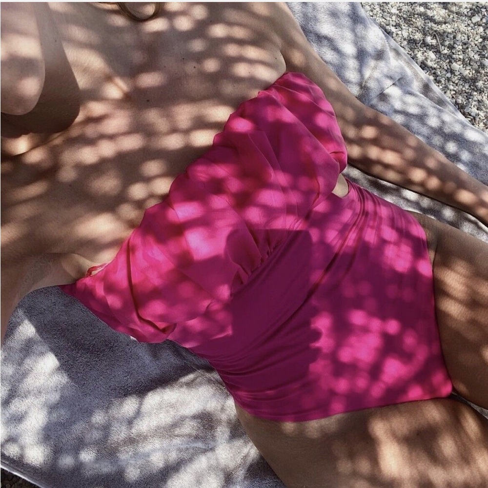 NWT Zara Ruffled Swimsuit - Picture 4 of 9